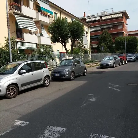 Lida * Marina di Carrara